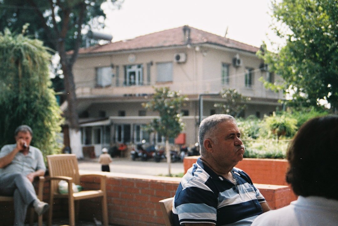 Turkish family meeting with a legal advisor to discuss inheritance matters